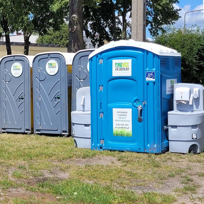 toealety-przenosne-dla-niepelnosprawnych-wc-jaskolki-1